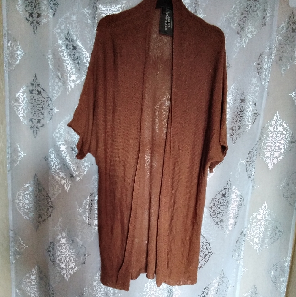 Sweater Size: Small - Picture 7 of 11